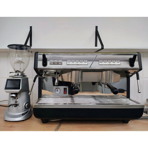 Професійна кавоварка NUOVA Simonelli 2GR Appia Trends Dosata Професійна кавоварка NUOVA Simonelli 2GR Appia Trends Dosata